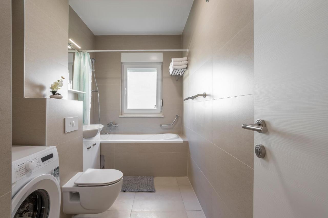 Coastal Apartment 1 Split Buitenkant foto